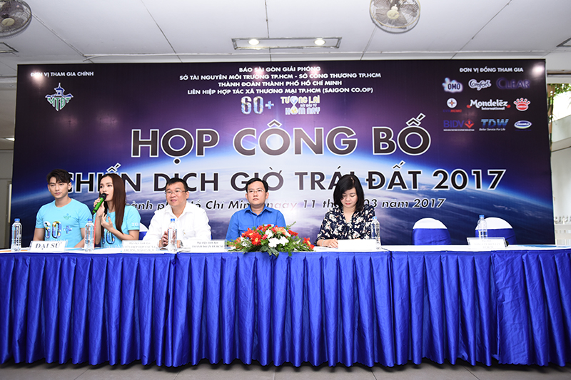 Họp[-]công[-]bố[-]và[-]ra[-]quân[-]phát[-]động[-]Chiến[-]dịch[-]Giờ[-]Trái[-]đất[-]2017[-]tại[-]TP[-]HCM